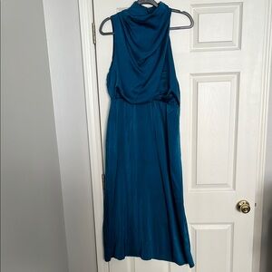 Elegant Teal Sleeveless Dress